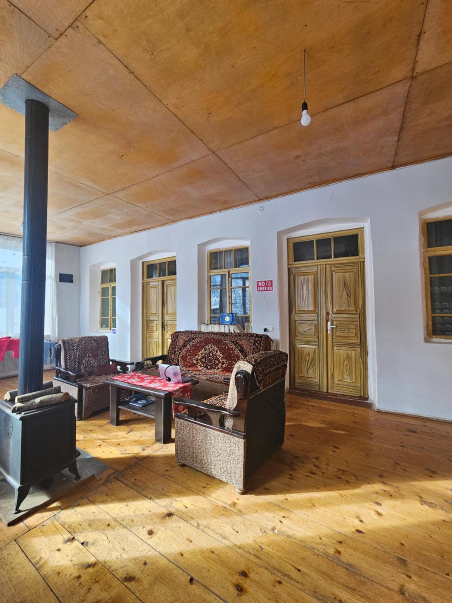 Guest House Ketevan Niguriani Mestia Kültér fotó
